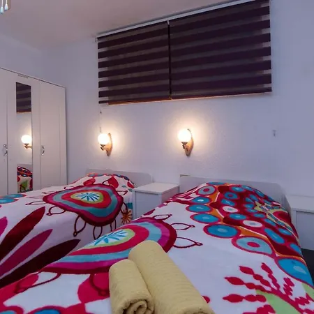 Park Santiago Ii 255 - Two Bed Apartament *